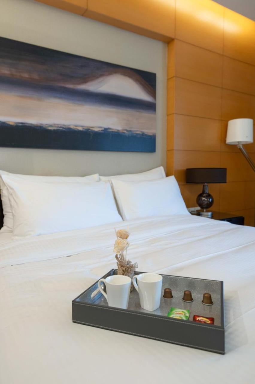 Holistay Luxury Homes - Burj Khalifa View - Direct Access Dubai Mall Exteriör bild